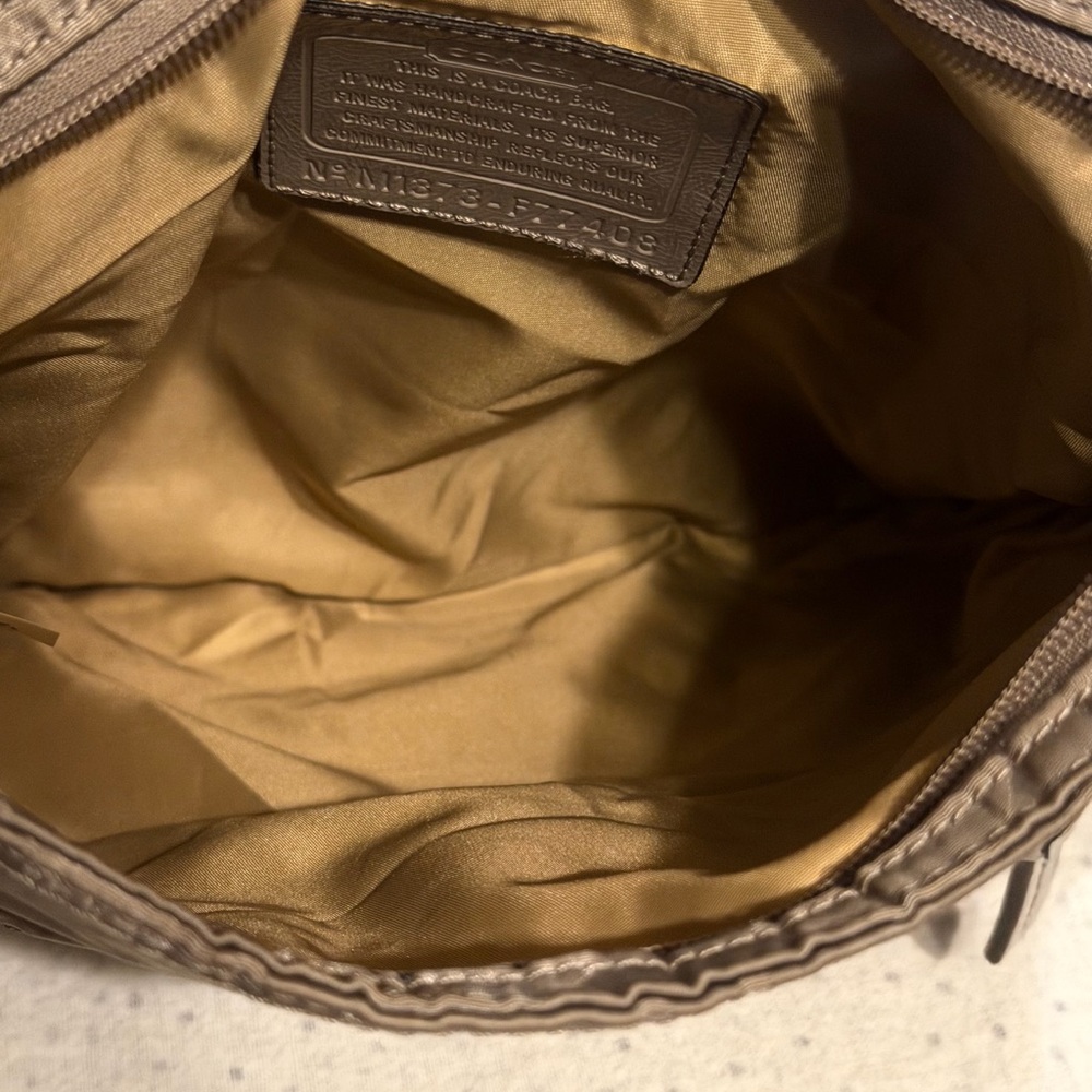 Coach Getaway
Signature Nylon File - Picture 4 of 8